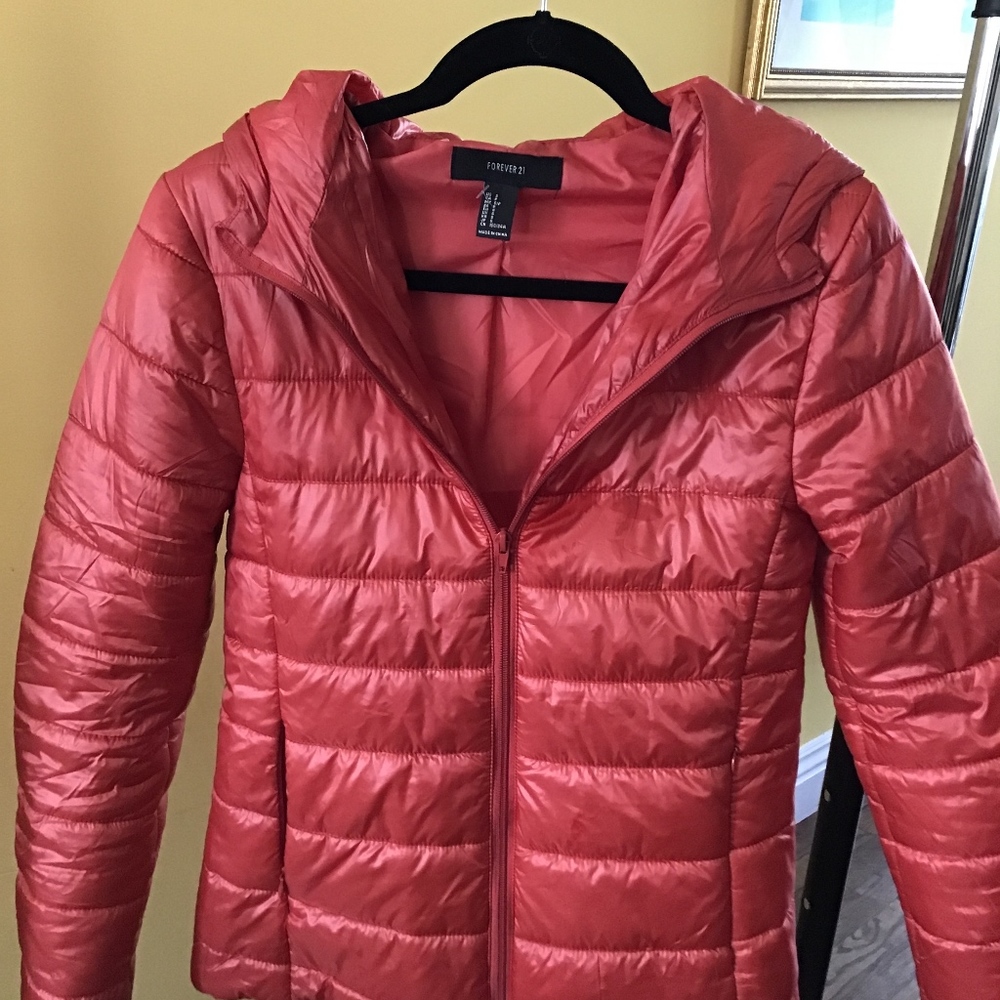 Forever 21 orange puffer jacket size small